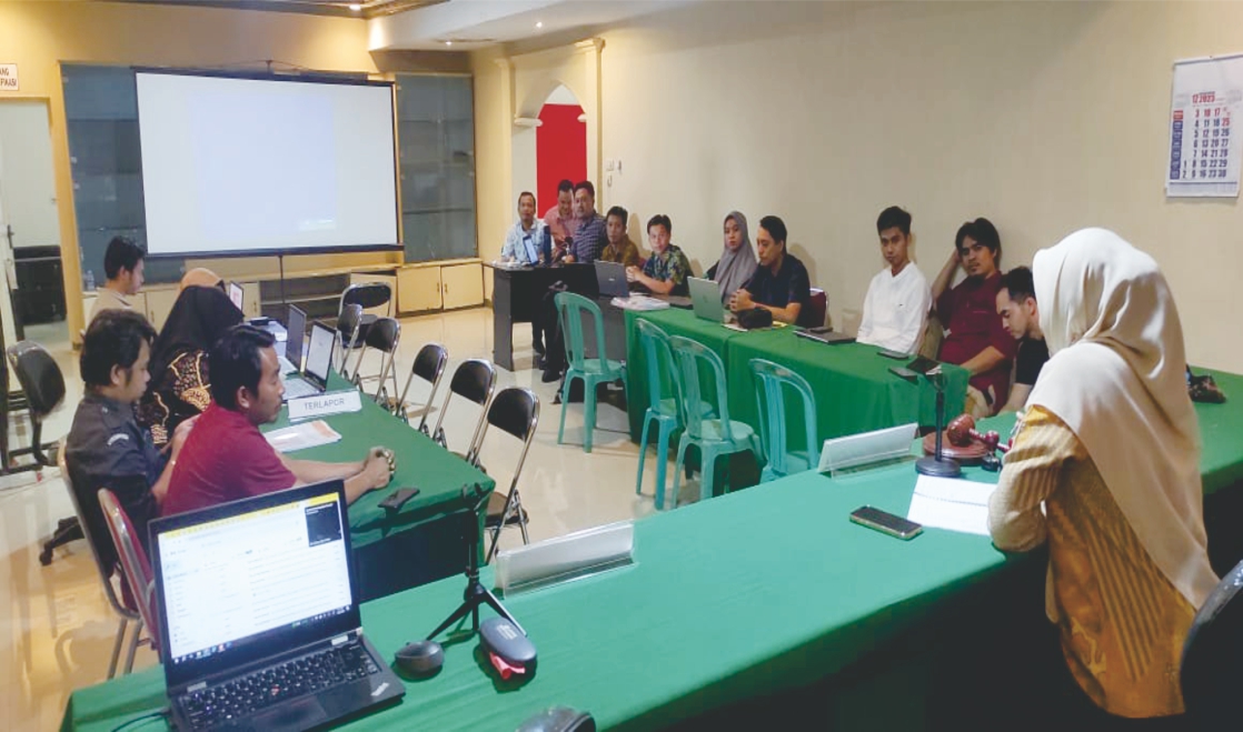 Bawaslu Kabupaten Kayong Utara Mengikuti Kegiatan Rapat Teknis Penggunaan dan Penyerahan Akun Website PPID