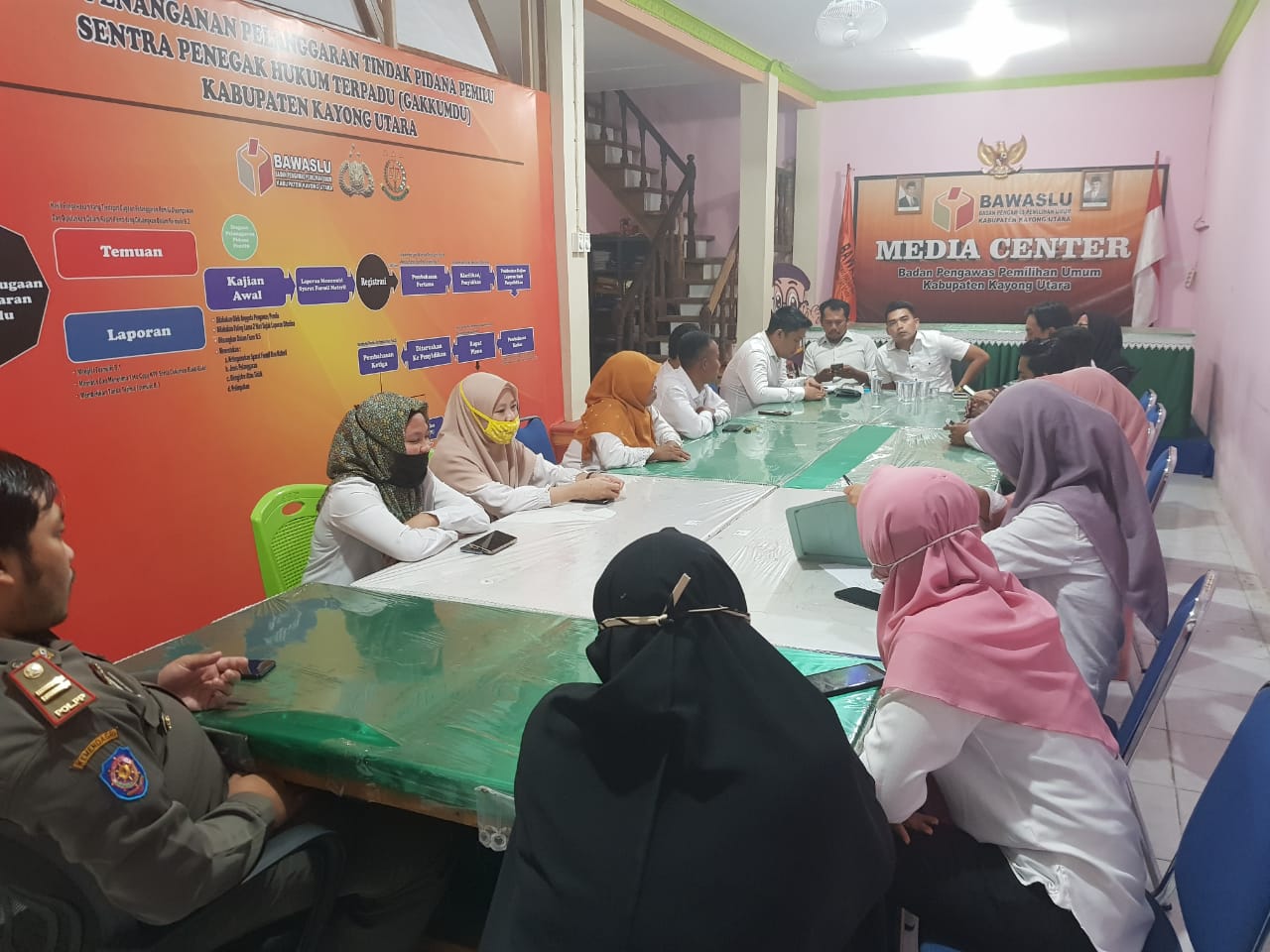 TAK LAGI PEMILU DAN PILKADA, INI AGENDA BAWASLU  KABUPATEN KAYONG UTARA KEDEPAN