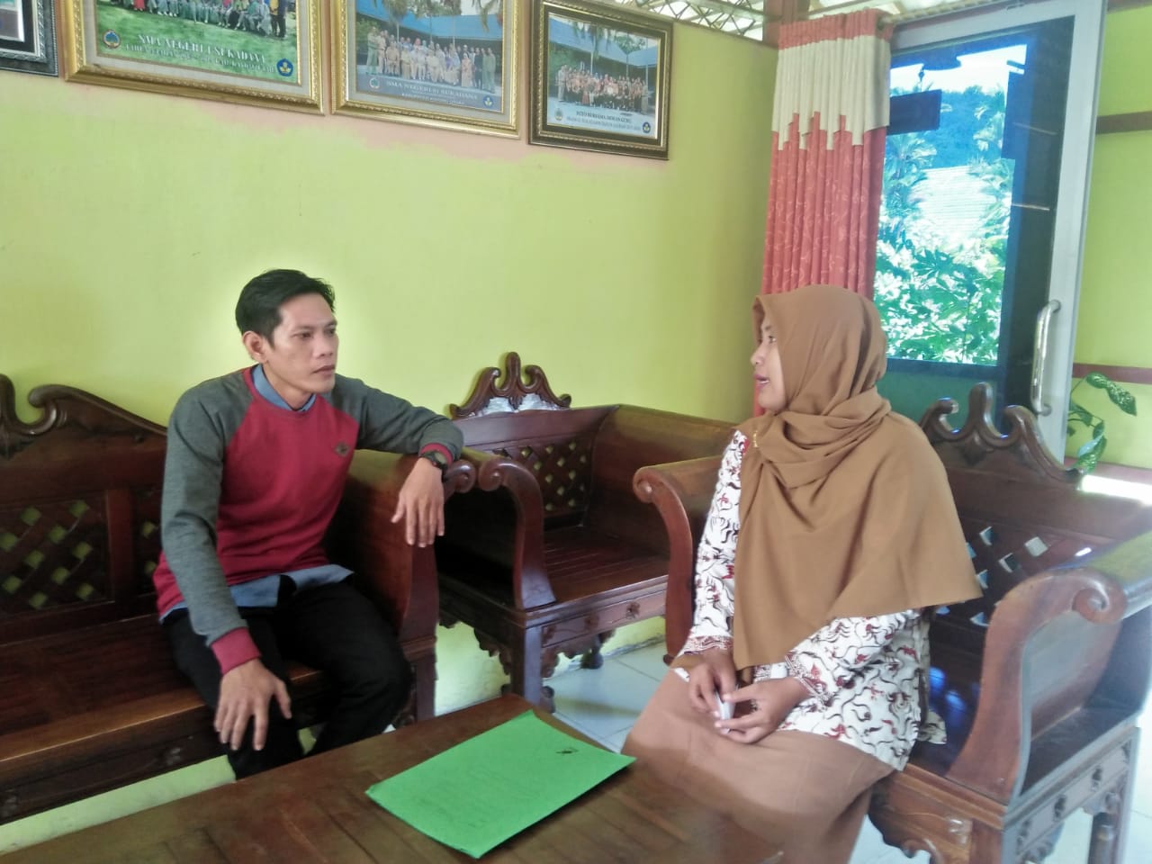 BAWASLU KABUPATEN KAYONG UTARA GANDENG SMA NEGERI 1 SUKADANA UNTUK MELAKUKAN SOSIALISASI PARTISIPATIF BERKELANJUTAN