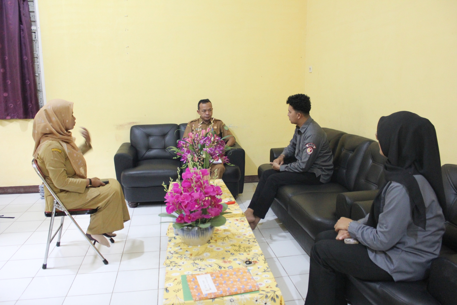 Bawaslu Kabupaten Kayong Utara melaksanakan koordinasi dengan SMK Negeri 1 Sukadana dalam rangka persiapan pelaksanaan Pendidikan Pengawas Partisipatif Dalam Jaringan (Daring).