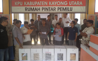 Pembukaan Kotak Suara Pengambilan Formulir Daftar Pemilih