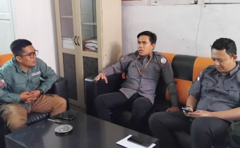  melakukan koordinasi terkait pemutakhiran data Partai Politik Sekretariat KPU Kabupaten Kayong Utara